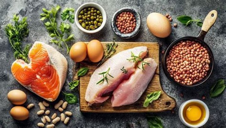 16 alimentos ricos en proteínas que contienen más proteínas que un huevo