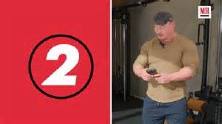 22 Guys Who Are Definitely Jacked