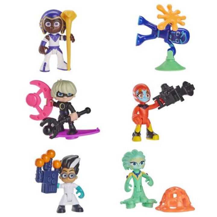 25 Heroes Who Wear A Mask (Ranked)