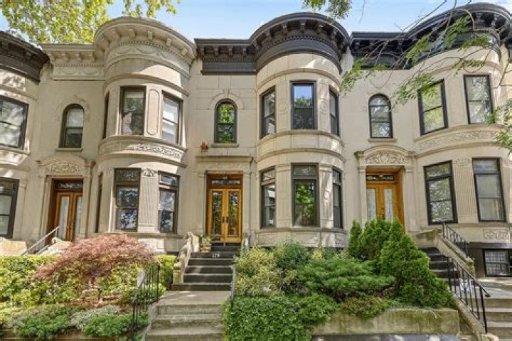 7101 Shore Road - Bay Ridge, Brooklyn