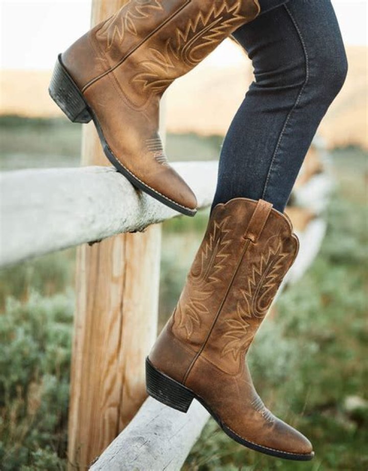 8 Western Boots That'll Make Your Feet Say 'Yeehaw'