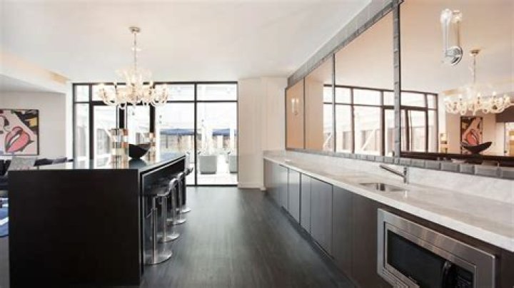 95 Wall Street - Rentals in Financial District