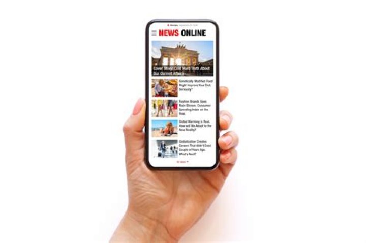 A Smarter Way to Test Out Lipstick Shades