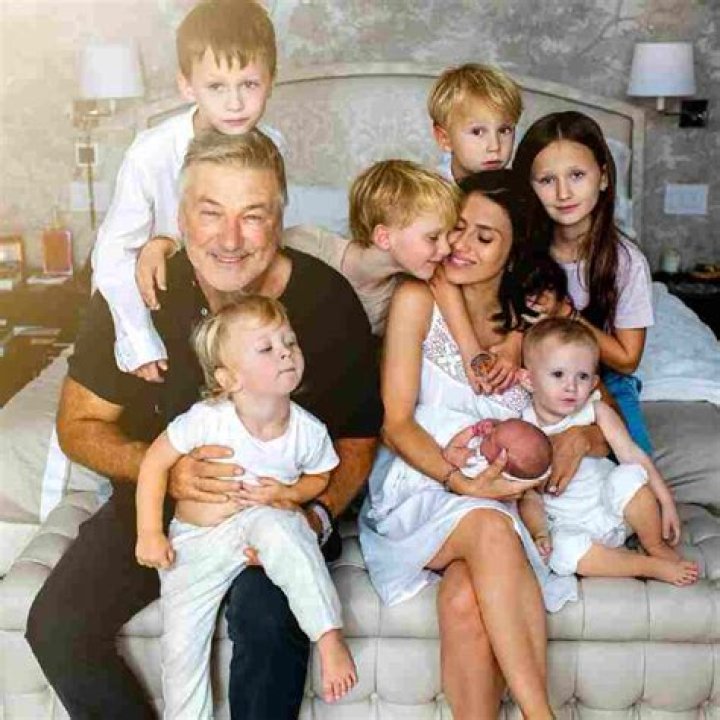 Alec Baldwin Wife, Net Worth 2023, Age, Parents, Children, Height