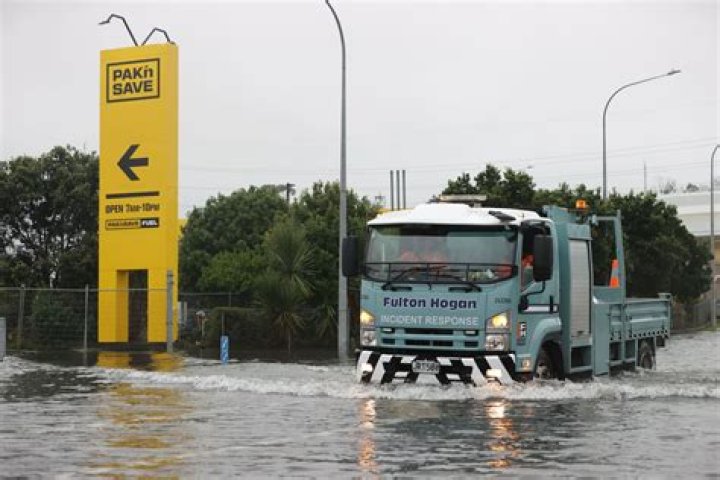 Auckland floods: ‘It was chaos’ - Wairau Park Pak’nSave ready to reopen after flood soaking