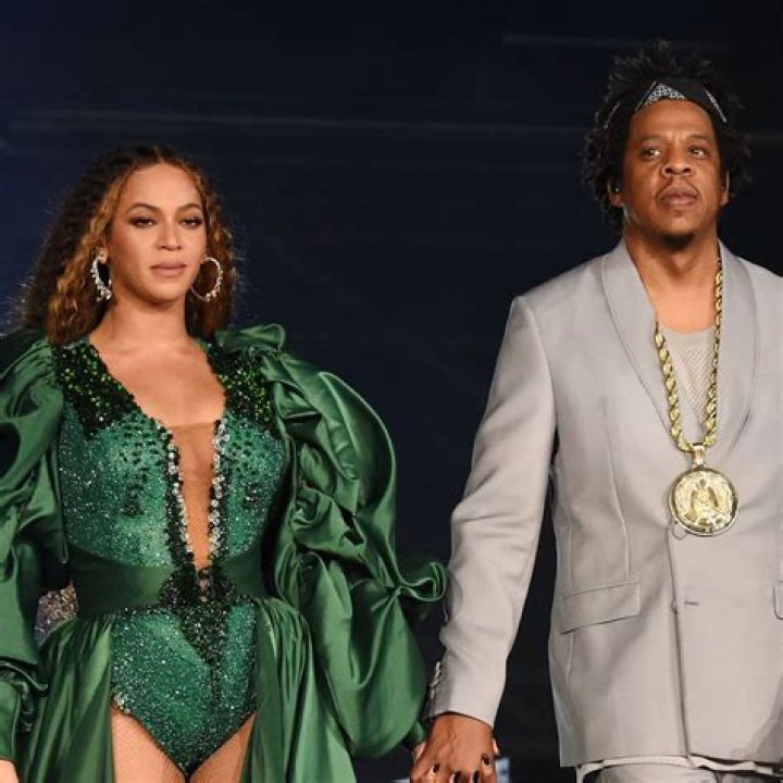 Beyoncé and Jay-Z Arrive Late to the 2020 Golden Globes