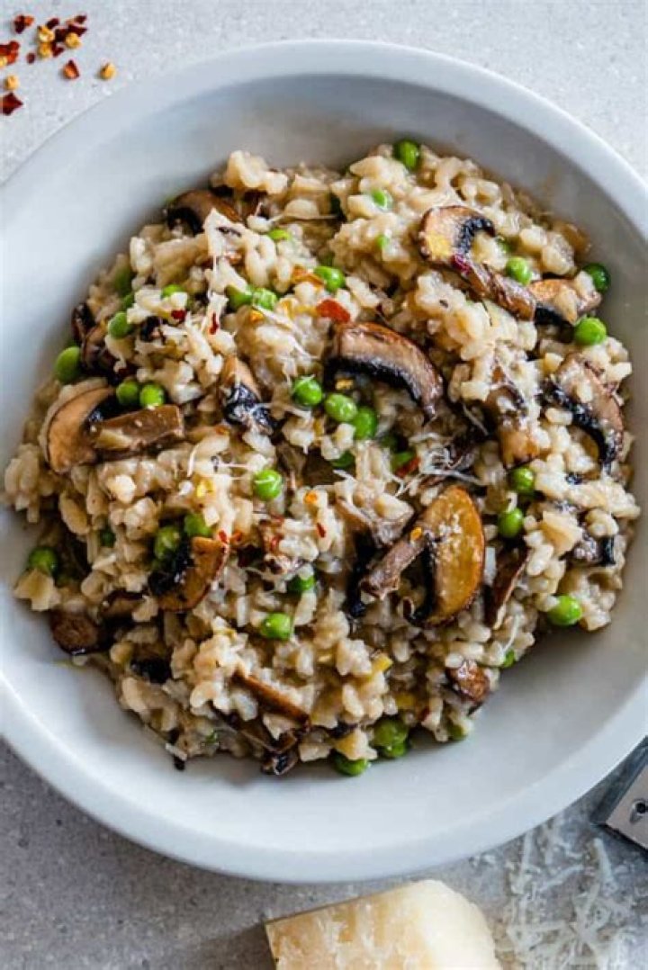 Broccoli and mushroom risotto - Eat Well Recipe