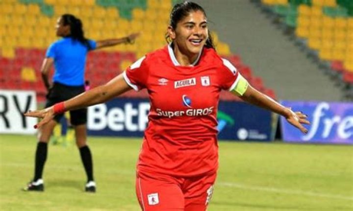 Catalina Usme Wiki, Net Worth, Husband, Parents, Age, Height