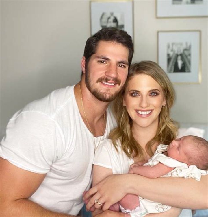 Chris Chelios Daughter Name, Wiki, Net Worth, Age, Wife