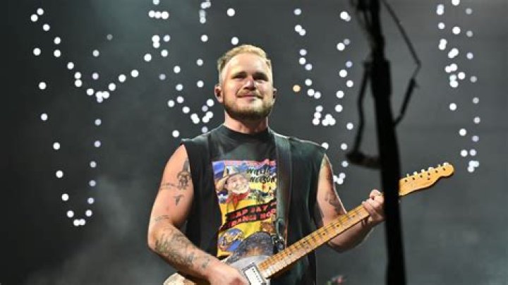 Country music star Zach Bryan arrested and jailed briefly in Oklahoma