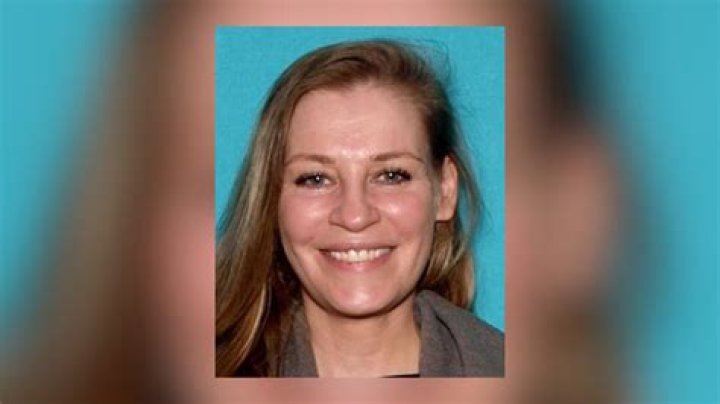 Dona Chambers Missing person: the community of Windthorst, Texas is worrie