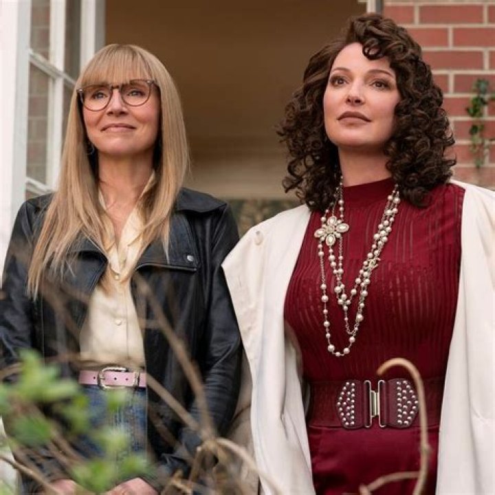 Firefly Lane Trailer Teases Tully & Kate’s Emotional Reunion