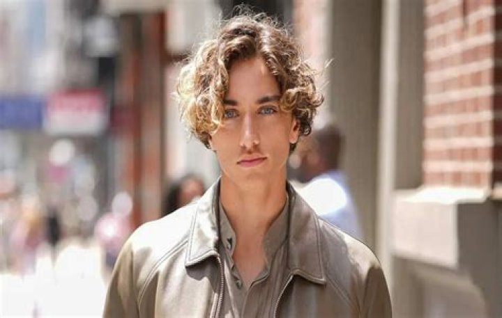 Gavin Casalegno actor biography, wiki, age, girlfriend, net worth, career