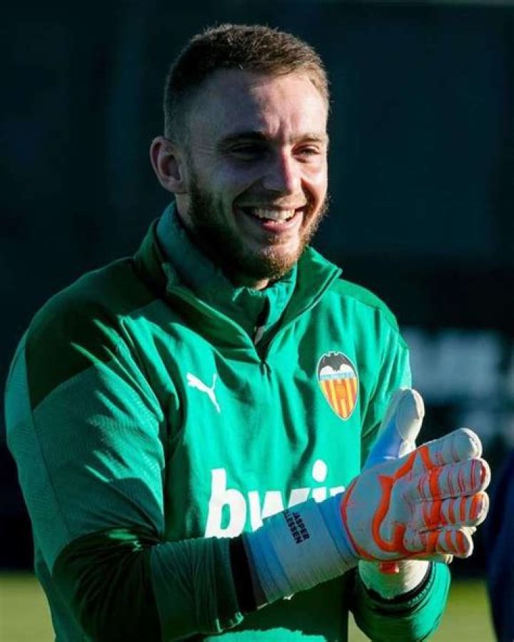 Jacobus Antonius Peter Cillessen Net Worth, Age, Bio, Weight, Height