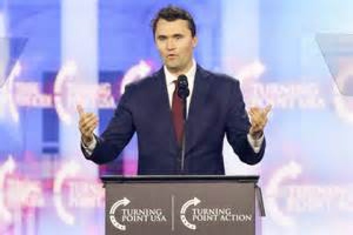 Jamie Lee Curtis Calls Out Conservative Transphobia at Out100 Gala – The Hollywood Reporter