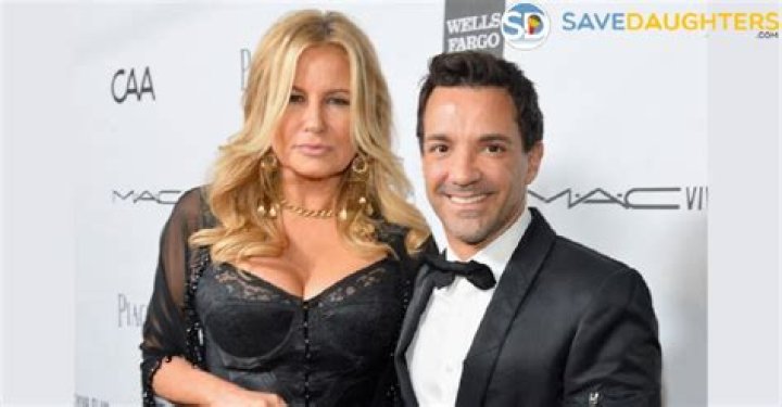 Jennifer Coolidge Husband, Net Worth, Wiki, Age, Height, Movies, TV Shows