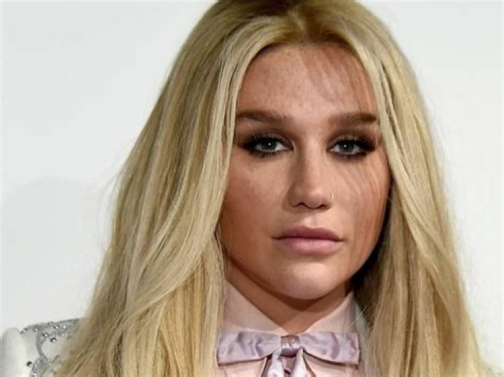 Kesha Ward bio: net worth, weight, height, age, husband, kids, wiki 2022