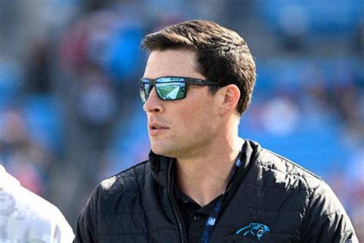 Luke Kuechly: Age, Wife, Retirement, NFL, Net Worth!