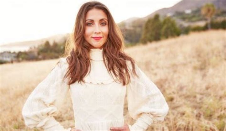 Mary Padian Net worth, Age: Kids, Weight, Wife, Bio-Wiki