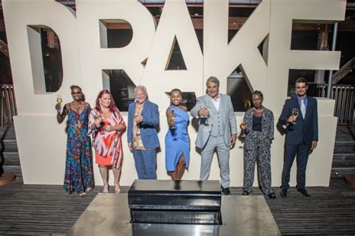 Meet Actress Shvorne Marks! Her Bio, Age, Husband, Net Worth