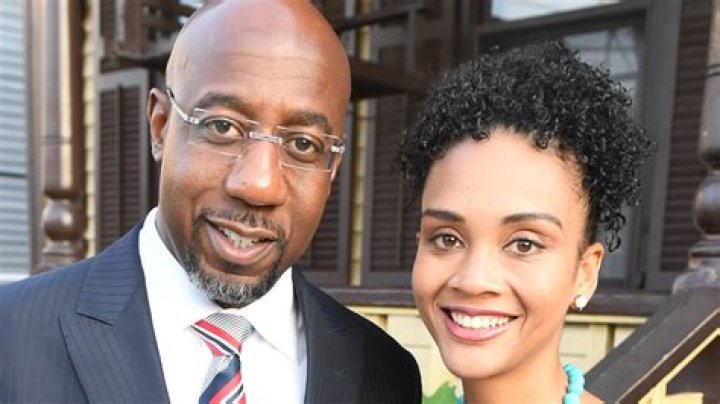 Meet Good S*x Caitlin V Neal! Her Bio, Age, Net Worth, Married