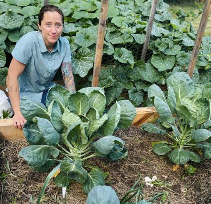 Meet N*ked And Afraid Star Cheeny Plante! Her Age, Job, Married