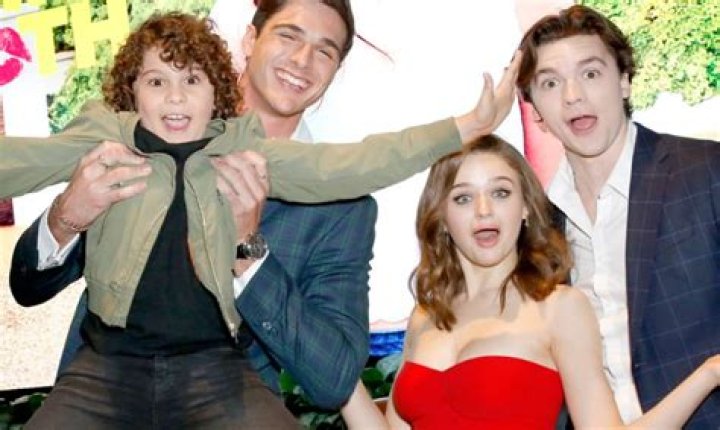 Michael Miccoli: Actor, Age, Height, Series, Net worth !