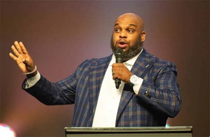 Pastor John Gray bio: age, net worth, weight, height, wiki, wife, kids, Relentless church