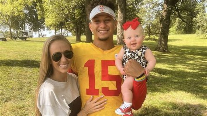 Patrick Mahomes Wiki, Age, Biography, Education, Wife, Family, Career, Net Worth & More