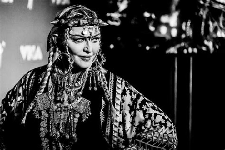 Pop Stars Mixing Faith And Fashion
