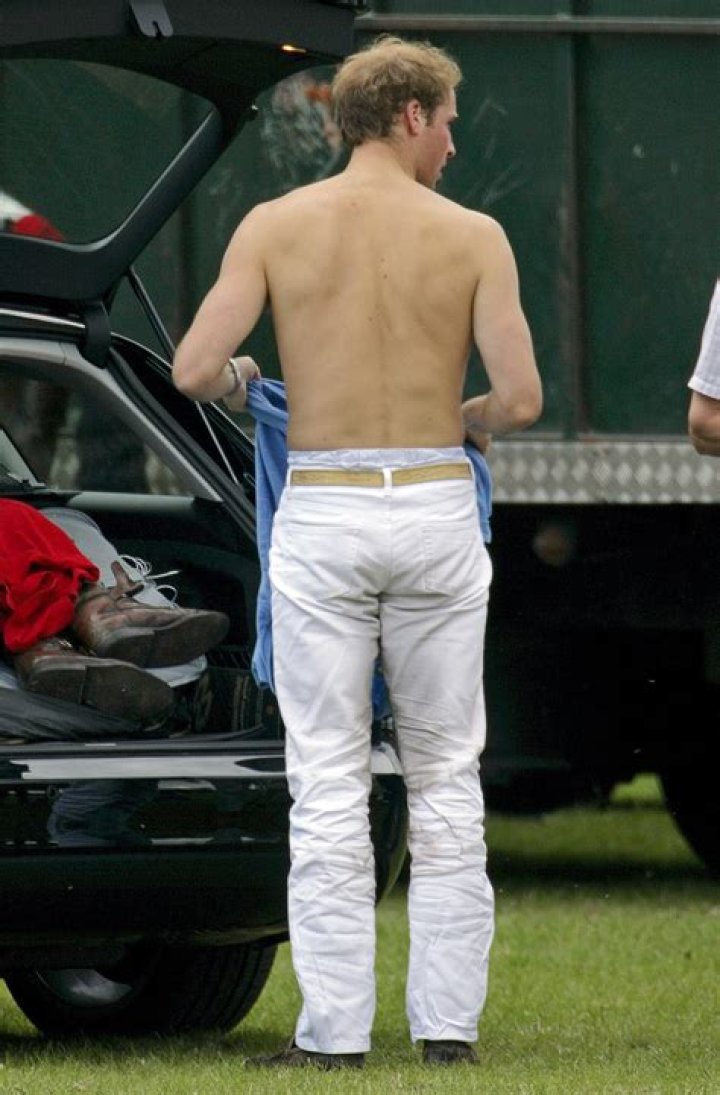 Prince Harry Naked Pics!