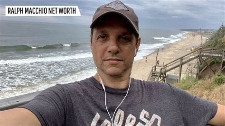Ralph Macchio: Actor, Age, Height, Wife, Income, Karate Kid !