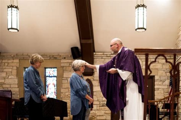 Robert Felton Obituary: Member of Trinity Episcopal Church Of Martinsburg Sadly Passes Away, Leaving a Void in Community.