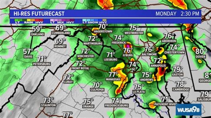 Sam Claflin Shows Off His Abs, Reveals He Lost 40 Pounds for Shirtless Scene