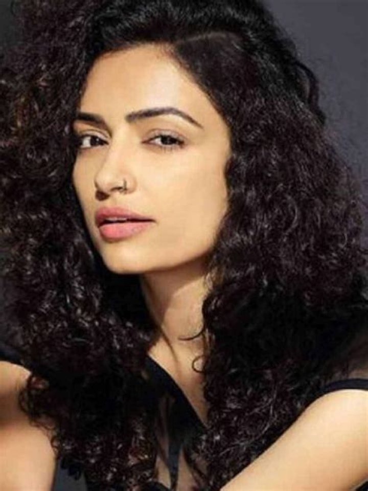 Sarabhai Vs Sarabhai fame Vaibhavi Upadhayay dies in a car accident