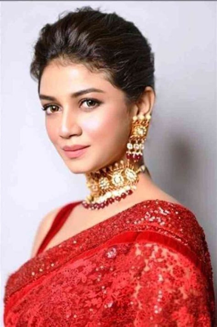 Sauraseni Maitra Age, Net Worth, Affairs, Height, Bio and More