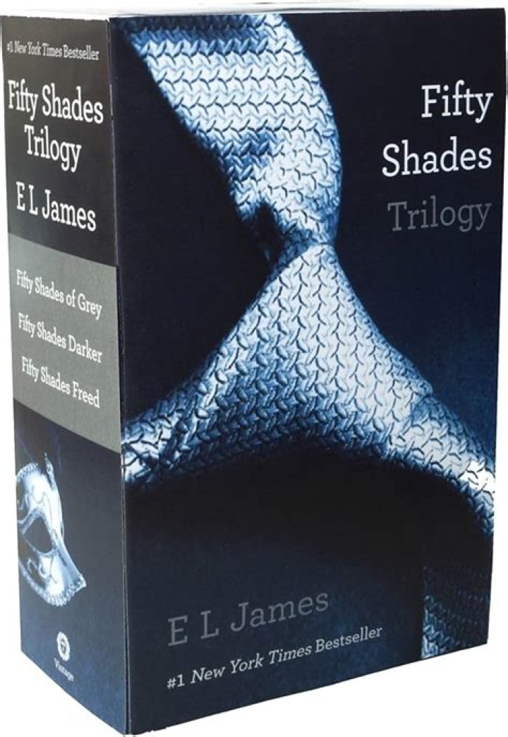 See Jessica Simpson's Sexy Fifty Shades of Grey-Inspired Pics!