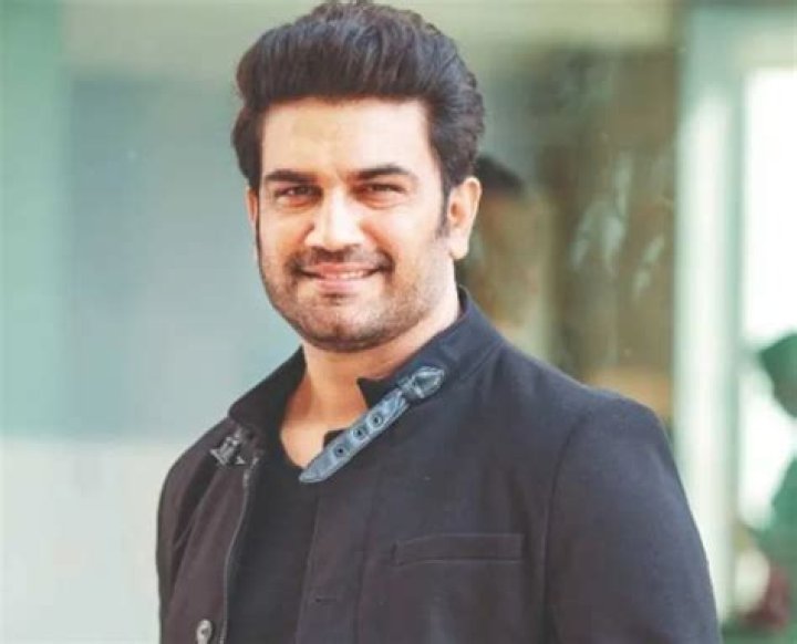 Sharad Kelkar Wiki, Age, Biography, Education, Girlfriend, Family, Career, Net Worth