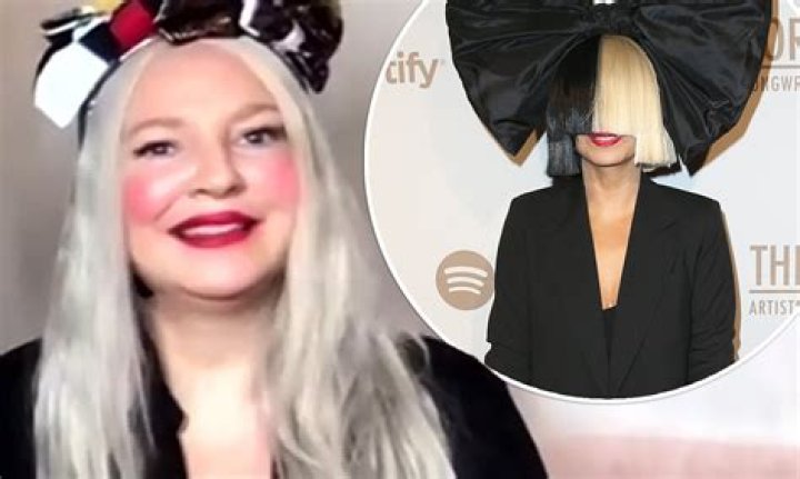 Sia Shows Her Face at Elton John's Oscars Party!