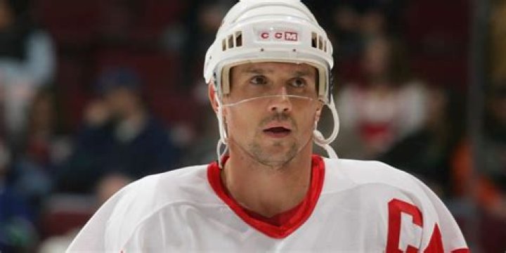 Steve Yzerman Net Worth