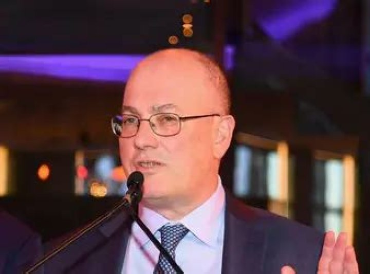 Steven Schonfeld Net Worth