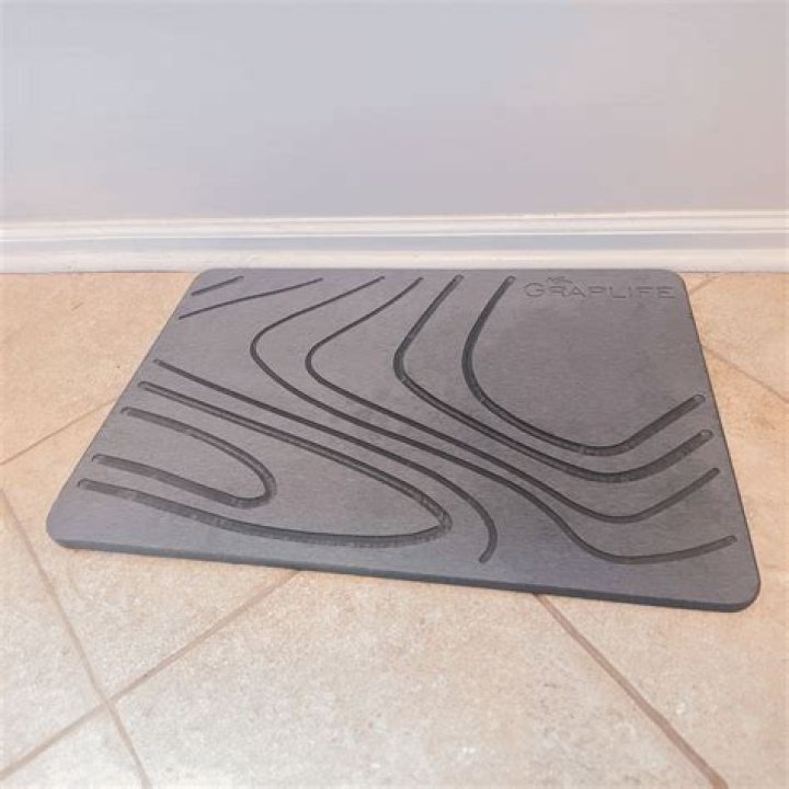 The 8 Best Bath Mats and Rugs of Every Material, Tested & Reviewed