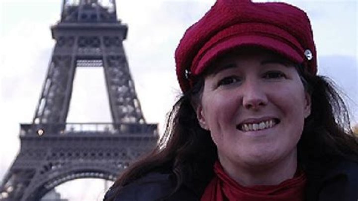 The woman who married the Eiffel Tower wants to set the record straight