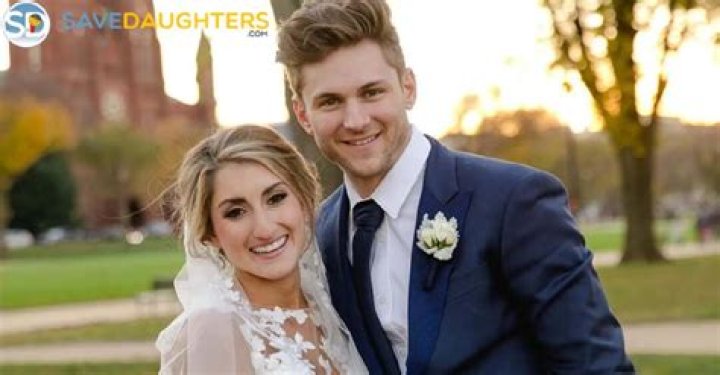 Trea Turner Wife, Wiki, Parents, Salary, Age, Height and Weight