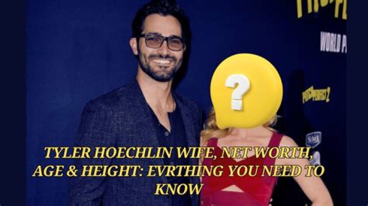 Tyler Lee Hoechlin: Actor, Age, Wife, Career, and Net Worth