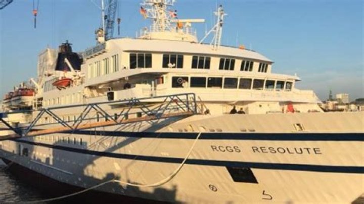 Venezuelan navy gunship rams Caribbean cruise ship Resolute, sinks