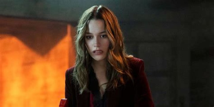 Victoria Pedretti to Lead Alex Wolff's Thriller