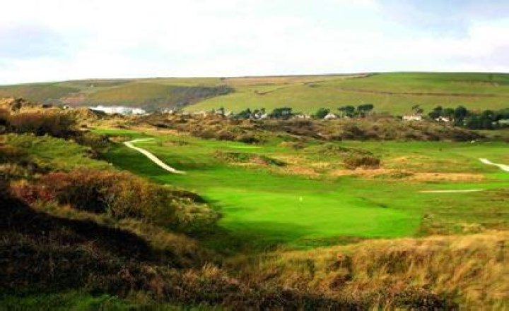 What Courses Has Mackenzie & Ebert Designed?