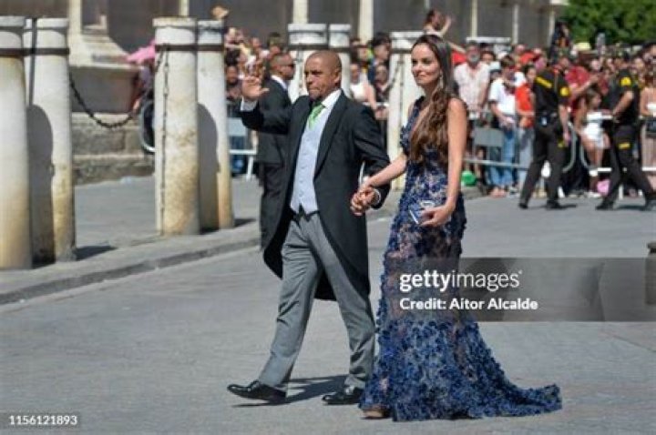 Who exactly is Mariana Luccon, the wife of Roberto Carlos? Explore her biography