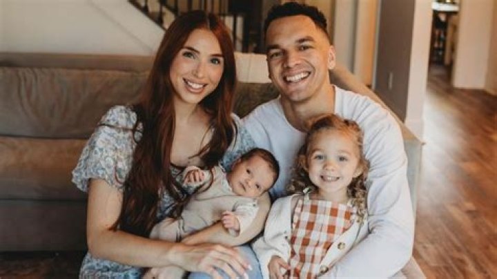 Who Is Claire Cornett? Bio, Age, Job, Family